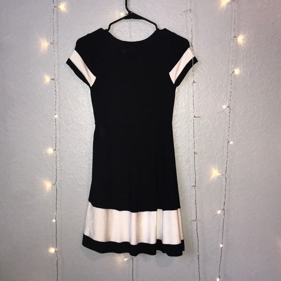 black and white dress - Picture 2 of 7